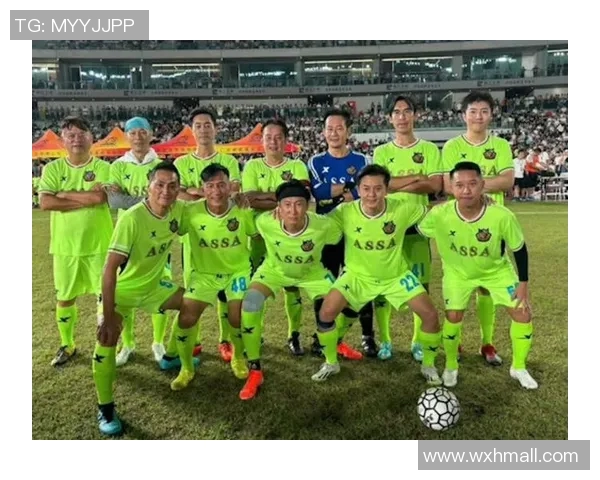 香港足球明星队早期队员的辉煌历程与成就回顾